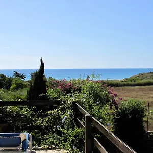 https://elorina-casa-vacanze-birri-sul-mare-vendicari.sicilyhotelsitaly.net